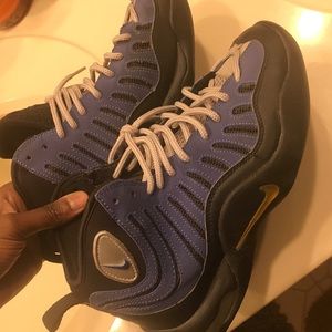 Nike Air Bakin Retro